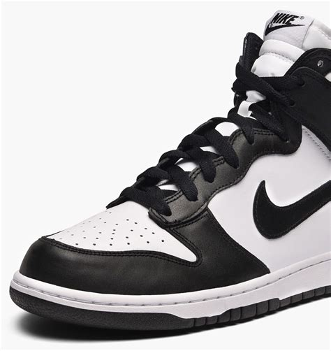 nike dunk sky high schwarz weiß|nike dunks high top white.